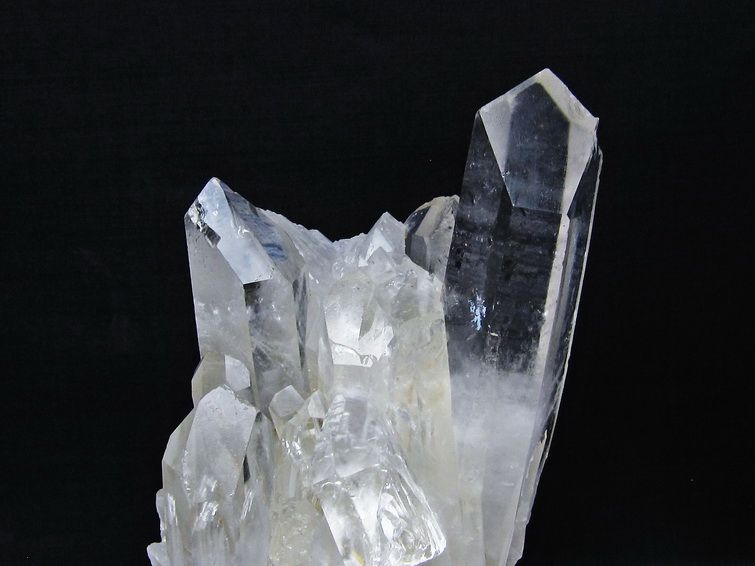 1.5Kg 水晶 クラスター マダガスカル産 台座付属 水晶 原石 一点物 182-9441