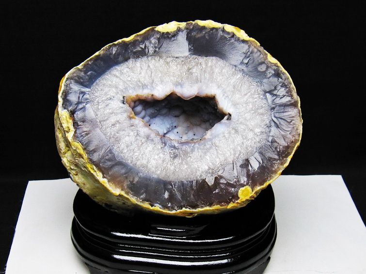 3.1Kg アゲート ジオード 原石 台座付属 一点物 191-502
