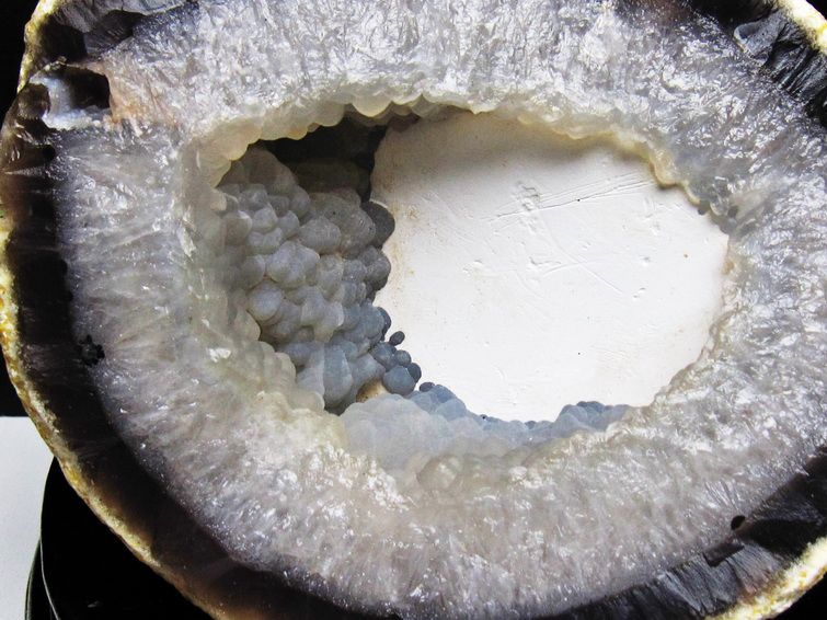 2.2Kg アゲート ジオード 原石 台座付属 一点物 191-507
