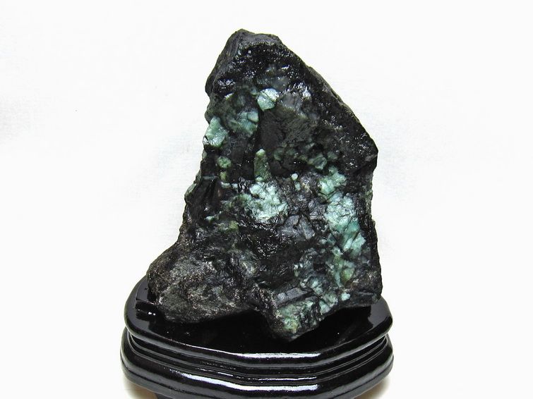 2.1Kg エメラルド 原石 台座付属 一点物 191-592