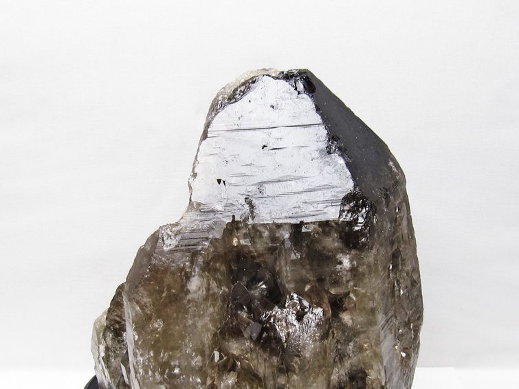 8Kg スモーキークォーツ 原石 煙水晶 エレスチャル 台座付属 191-631