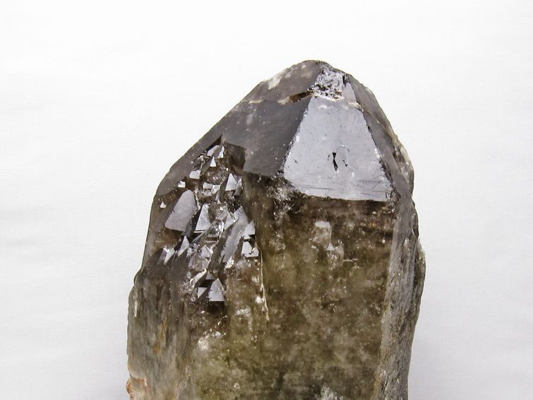 9.5Kg スモーキークォーツ 原石 煙水晶 エレスチャル 台座付属 191-635