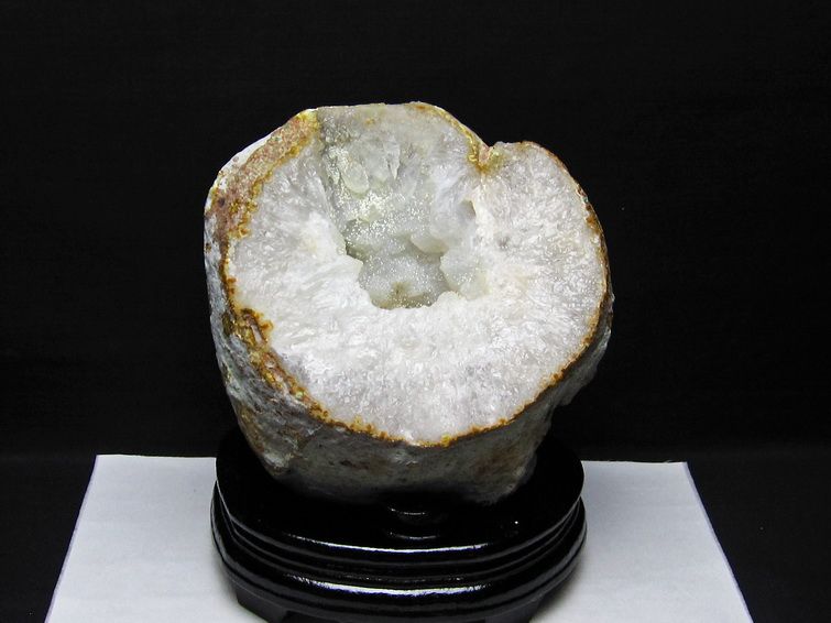 4.2Kg アゲート ジオード 原石 台座付属 カルサイト付き 191-701