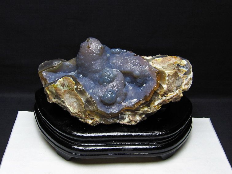 2.4Kg アゲート ジオード 原石 台座付属 カルサイト付き 191-708