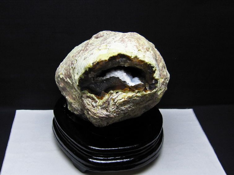 4.6Kg アゲート ジオード 原石 台座付属 191-715