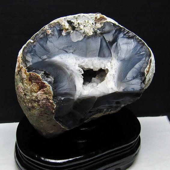 3.9Kg アゲート ジオード 原石 台座付属 191-716