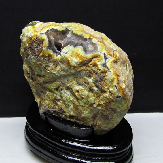 2.5Kg アゲート ジオード 原石 台座付属 191-717