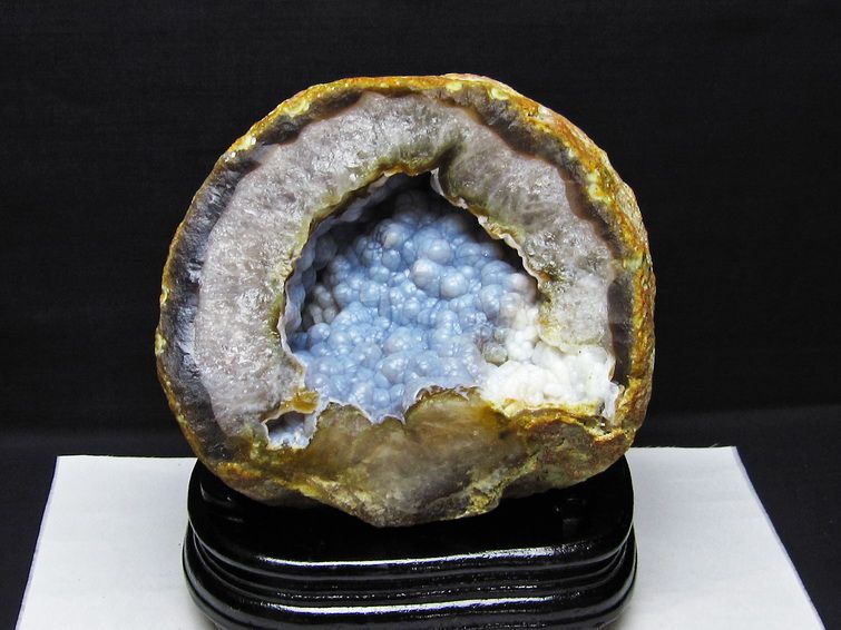 4.3Kg アゲート ドーム 台座付属 ジオード 原石 191-736