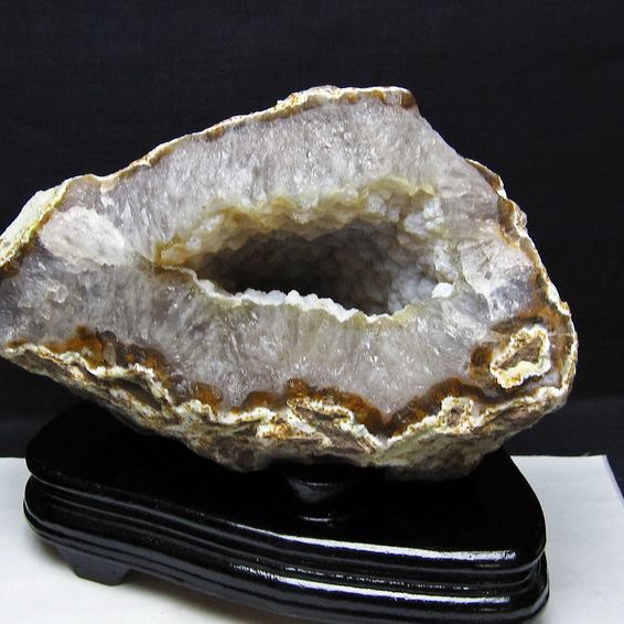 5.9Kg アゲート ドーム 台座付属 ジオード 原石 191-737