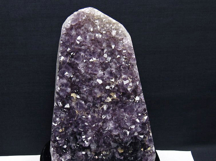 2.6Kg アメジスト クラスター ウルグアイ産 アメジスト 原石 amethyst 台座付属 花型 一点物  192-684