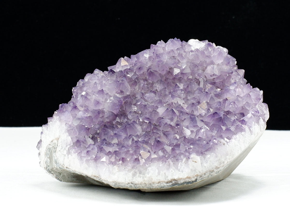 2.8Kg アメジスト クラスター ウルグアイ産 アメジスト 原石 amethyst 台座付き 花型 一点物  192-694
