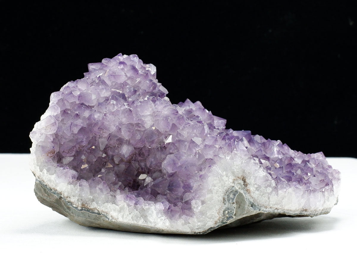 2.8Kg アメジスト クラスター ウルグアイ産 アメジスト 原石 amethyst 台座付き 花型 一点物  192-694