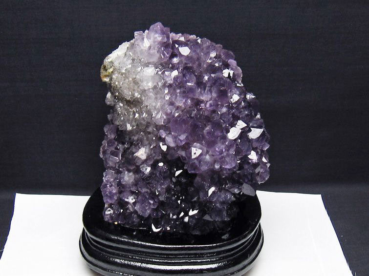 2.6Kg アメジスト クラスター ウルグアイ産 アメジスト 原石 amethyst 台座付属 花型 一点物  192-695