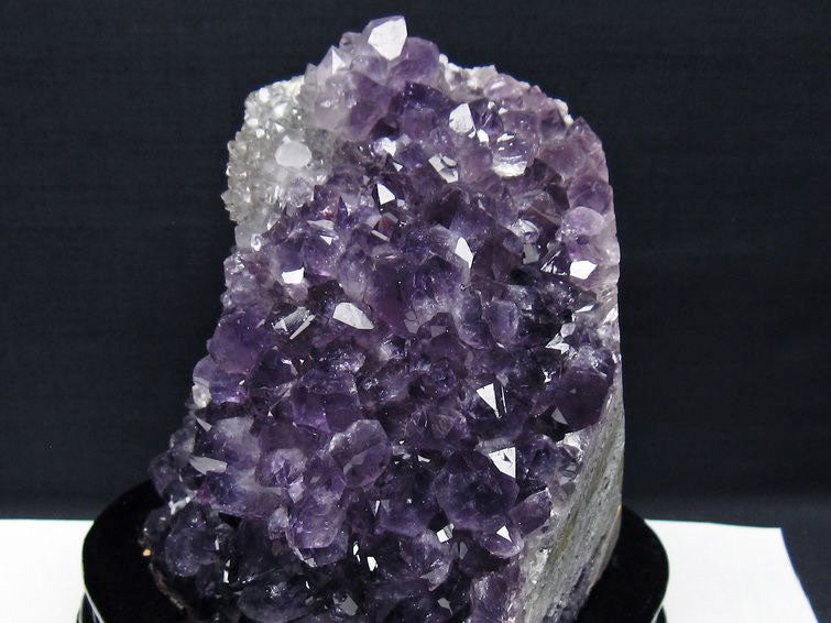 2.6Kg アメジスト クラスター ウルグアイ産 アメジスト 原石 amethyst 台座付属 花型 一点物  192-695