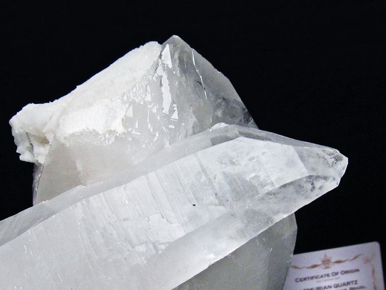 水晶クラスター 2.3Kg 原石 ブラジル ミナスジェライス州 コリント産 一点物 台座付属 レムリアンシード 192-704