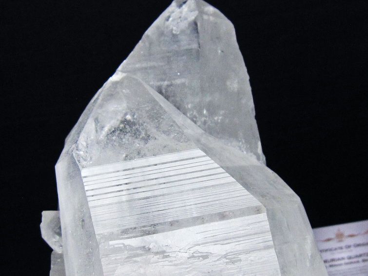 水晶クラスター 2.8Kg 原石 ブラジル ミナスジェライス州 コリント産 一点物 台座付属 レムリアンシード 192-711