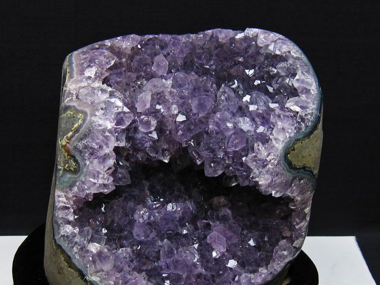 2.1Kg アメジスト クラスター アメジスト 原石 ウルグアイ産 amethyst 台座付属 一点物 192-712