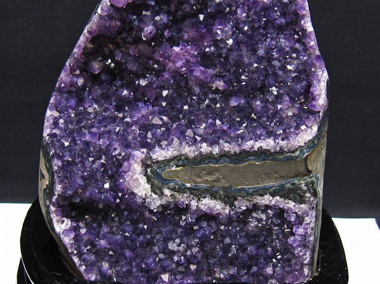 2.2Kg アメジスト クラスター アメジスト 原石 ウルグアイ産 amethyst 台座付属 一点物 192-714