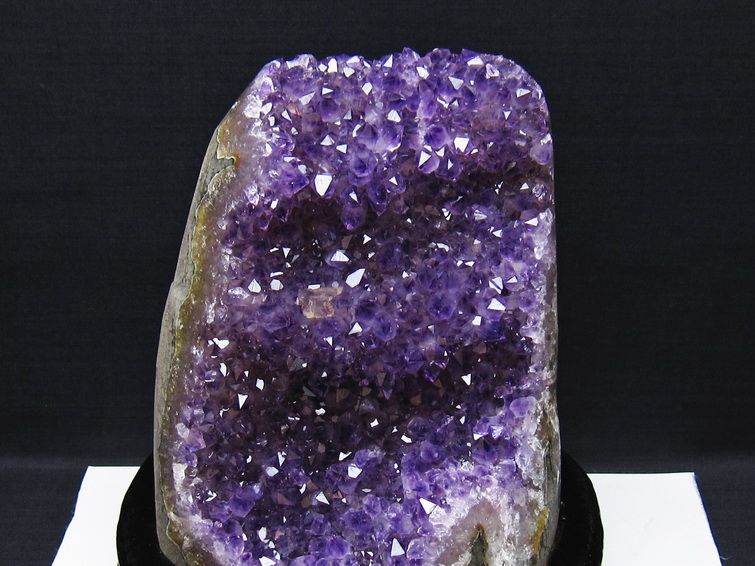 2.5Kg アメジスト クラスター アメジスト 原石 ウルグアイ産 amethyst 台座付属 一点物 192-717