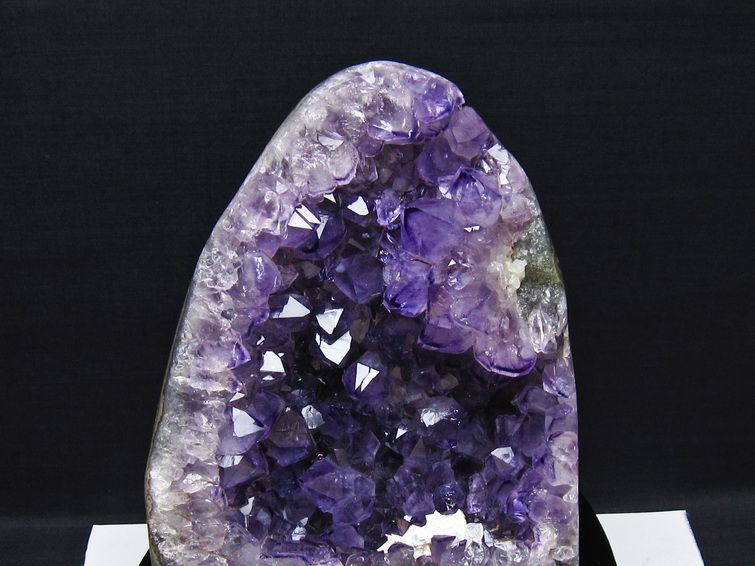 2.6Kg アメジスト クラスター アメジスト 原石 ウルグアイ産 amethyst 台座付属 一点物 192-718