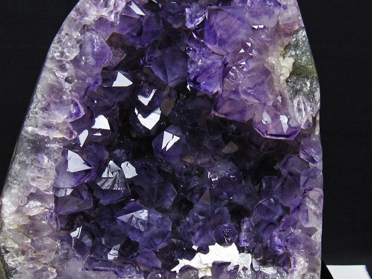 2.6Kg アメジスト クラスター アメジスト 原石 ウルグアイ産 amethyst 台座付属 一点物 192-718