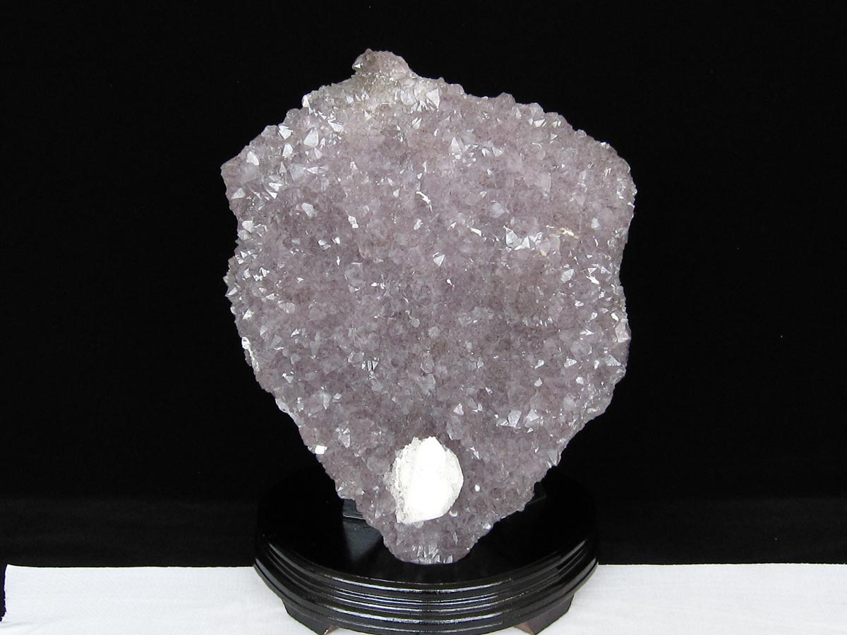 アメジスト クラスター 11.2Kg ブラジル産 台座付属 アメジスト 原石 192-772