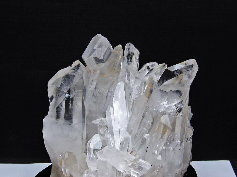 2.4Kg 水晶 クラスター マダガスカル産 台座付属 水晶 原石 192-777