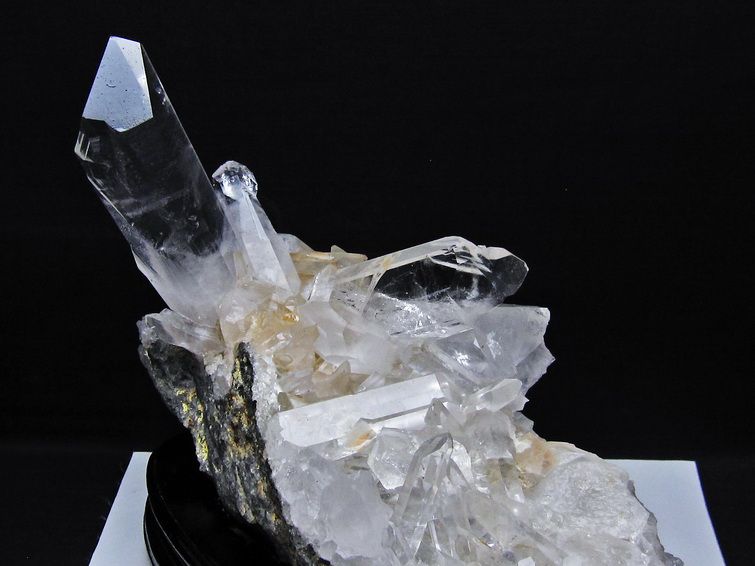 2.9Kg 水晶 クラスター マダガスカル産 台座付属 水晶 原石 192-783