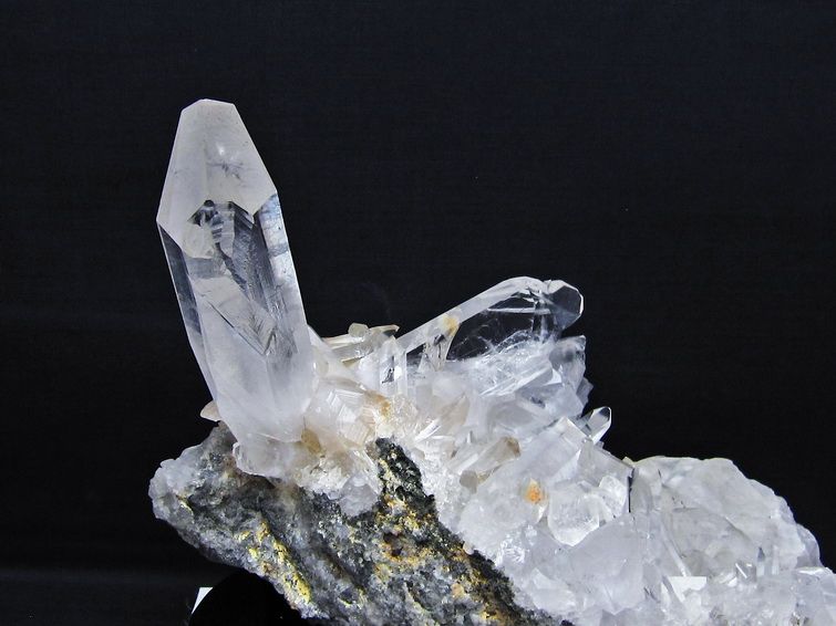 2.9Kg 水晶 クラスター マダガスカル産 台座付属 水晶 原石 192-783