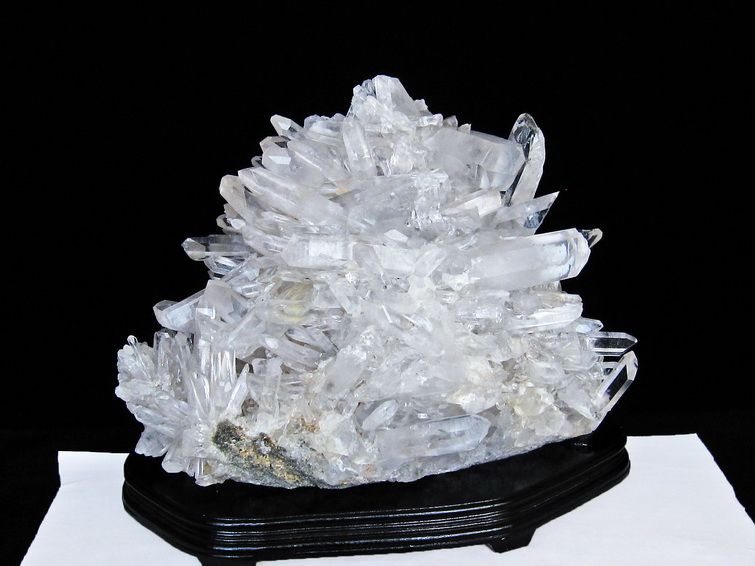 30.8Kg 水晶 クラスター マダガスカル産 台座付属 水晶 原石 192-792