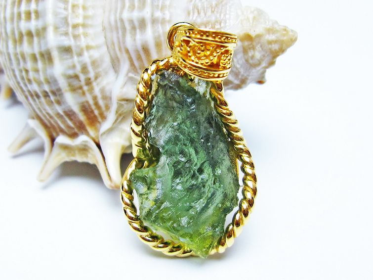 再お値下げ✨モルダバイト　ペンダントトップ モルダバイト（ペンダントトップ） | Crystal Light