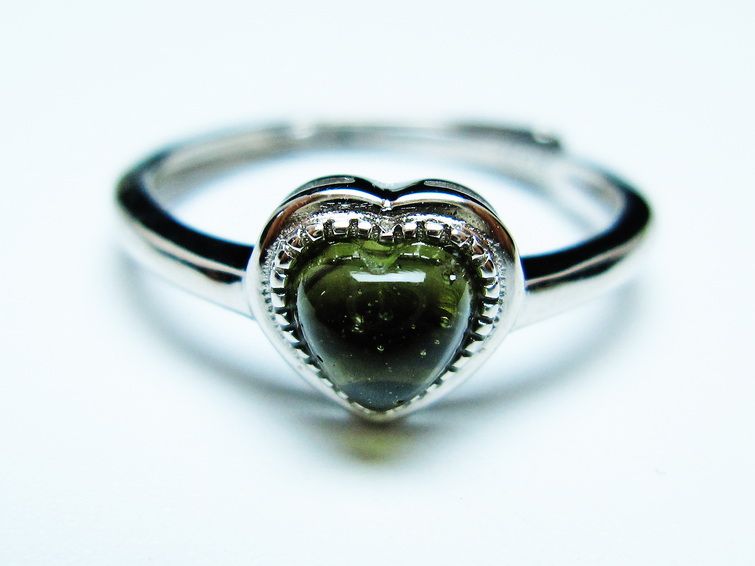モルダバイト リング 指輪 ハート 12号 フリーサイズ 一点物 199-433