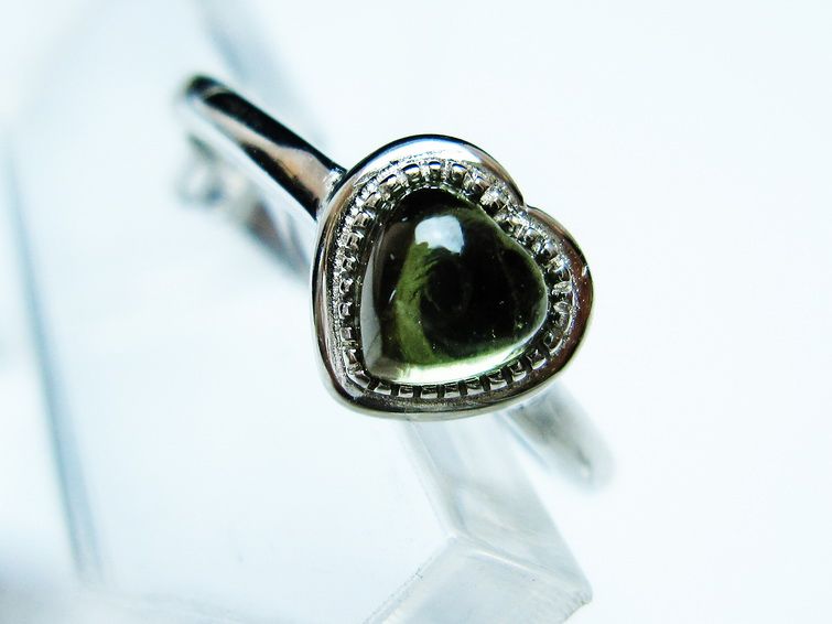 モルダバイト リング 指輪 ハート 12号 フリーサイズ 一点物 199-439