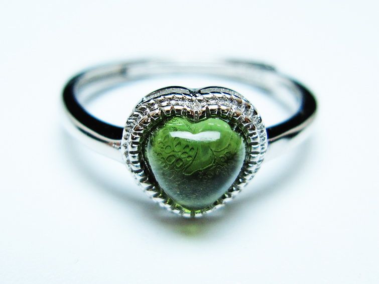 モルダバイト リング 指輪 ハート 12号 フリーサイズ 一点物 199-442