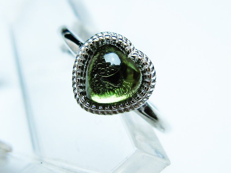 モルダバイト リング 指輪 ハート 12号 フリーサイズ 一点物 199-442