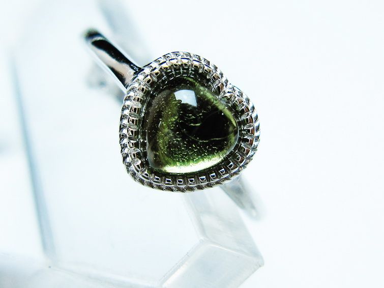 モルダバイト リング 指輪 ハート 13号 フリーサイズ 一点物 199-443