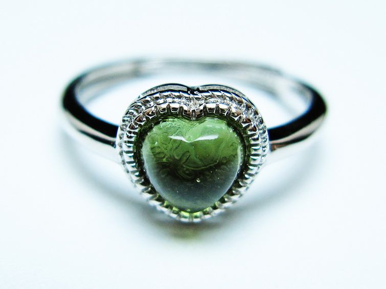 モルダバイト リング 指輪 ハート 12号 フリーサイズ 一点物 199-446