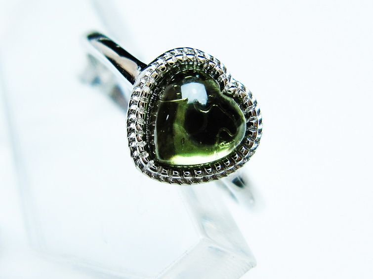 モルダバイト リング 指輪 ハート 13号 フリーサイズ 一点物 199-450