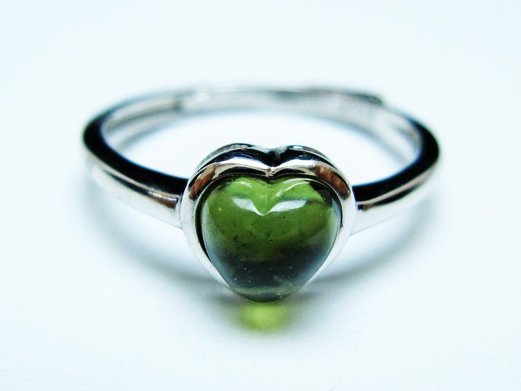 モルダバイト リング 指輪 ハート 12号 フリーサイズ 一点物 199-459