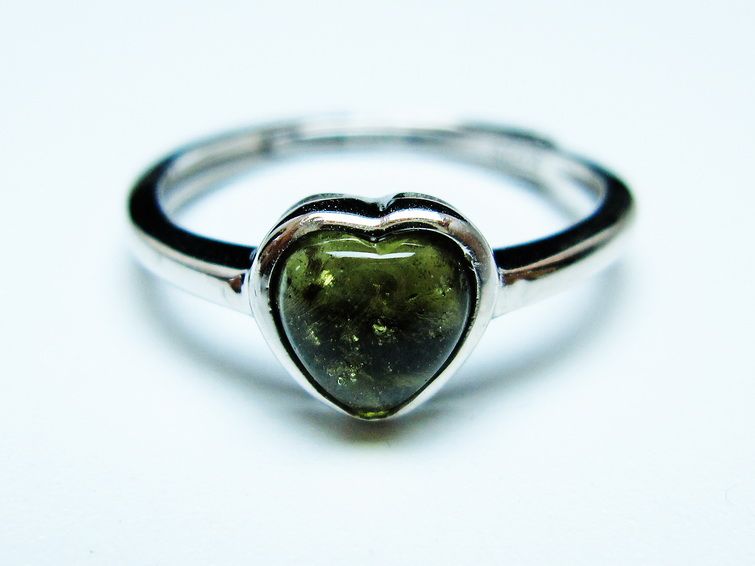 モルダバイト リング 指輪 ハート 12号 フリーサイズ 一点物 199-460