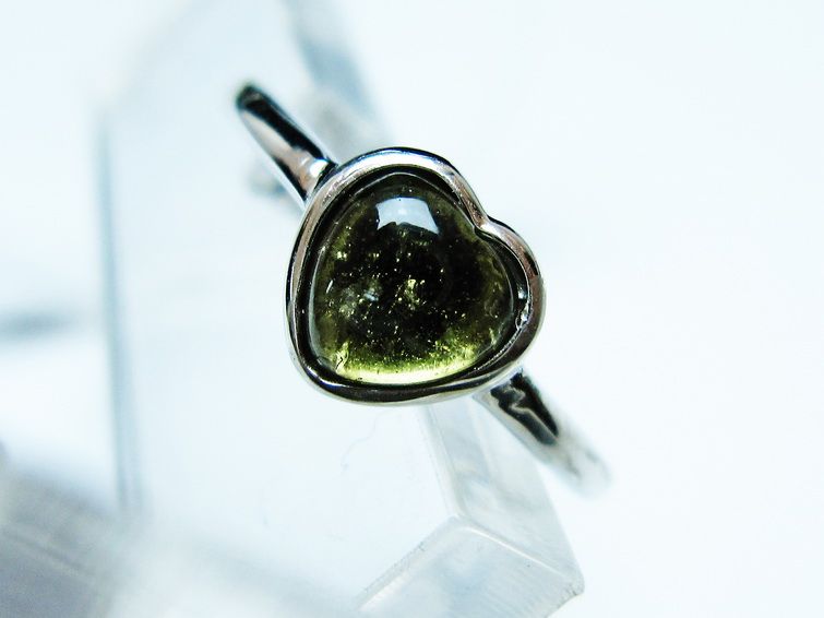 モルダバイト リング 指輪 ハート 12号 フリーサイズ 一点物 199-460