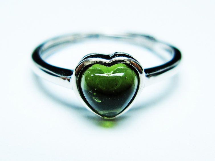 モルダバイト リング 指輪 ハート 12号 フリーサイズ 一点物 199-463