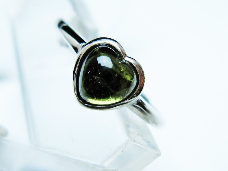 モルダバイト リング 指輪 ハート 12号 フリーサイズ 一点物 199-465