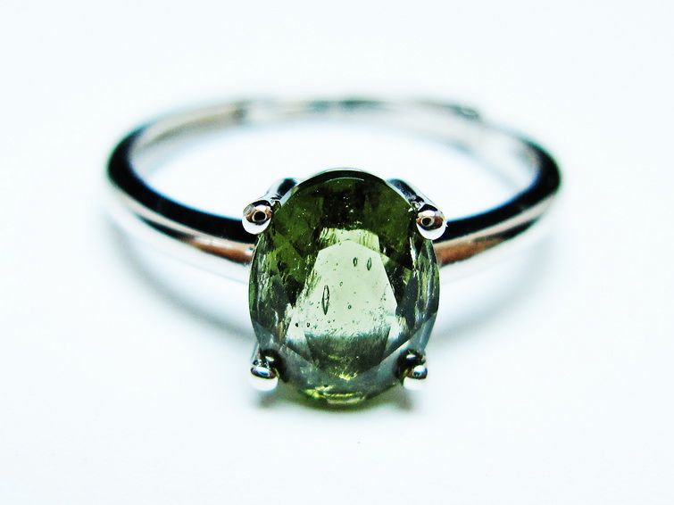 モルダバイト リング 指輪 13号 フリーサイズ 一点物 199-467