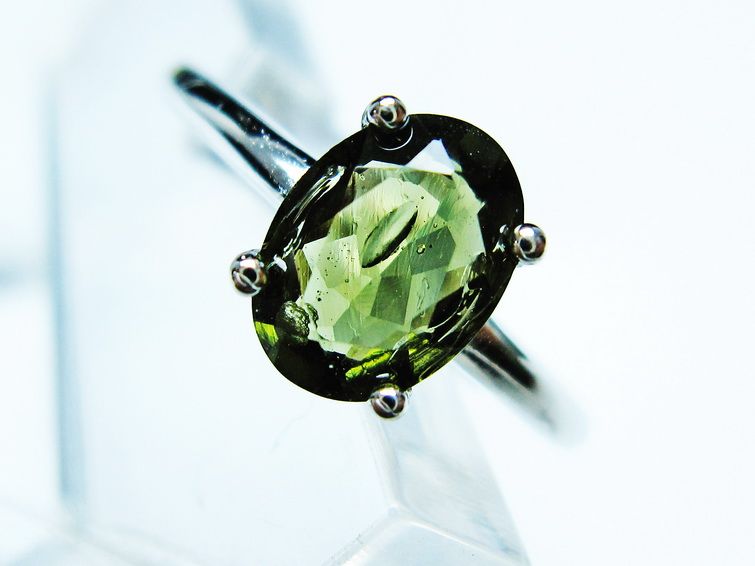 モルダバイト リング 指輪 12号 フリーサイズ 一点物 199-470