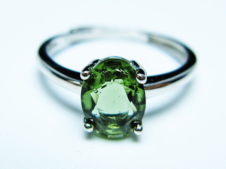 モルダバイト リング 指輪 13号 フリーサイズ 一点物 199-472