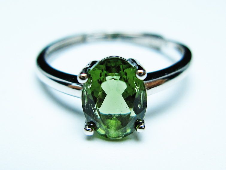 モルダバイト リング 指輪 13号 フリーサイズ 一点物 199-474