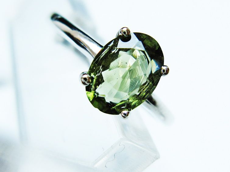 モルダバイト リング 指輪 14号 フリーサイズ 一点物 199-476