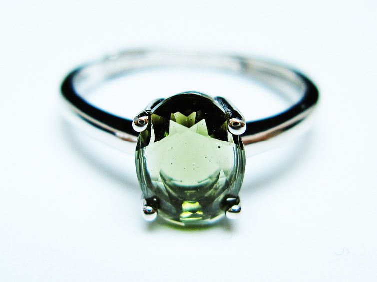 モルダバイト リング 指輪 12号 フリーサイズ 一点物 199-478