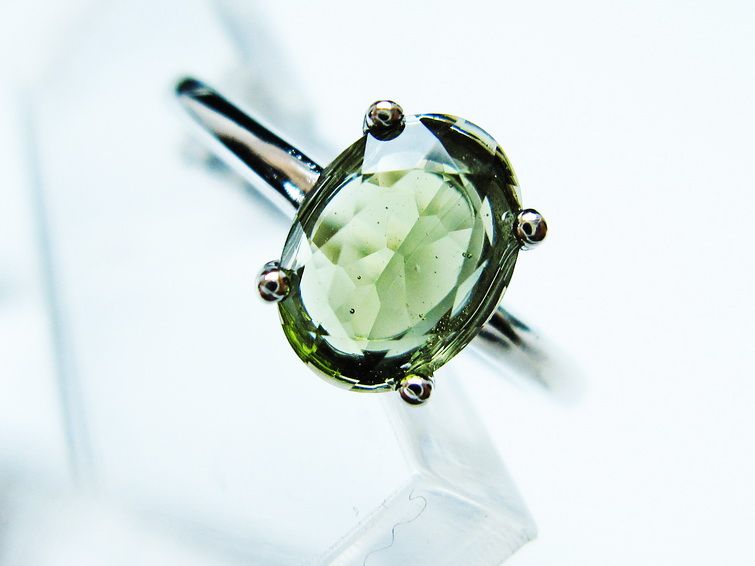 モルダバイト リング 指輪 12号 フリーサイズ 一点物 199-478